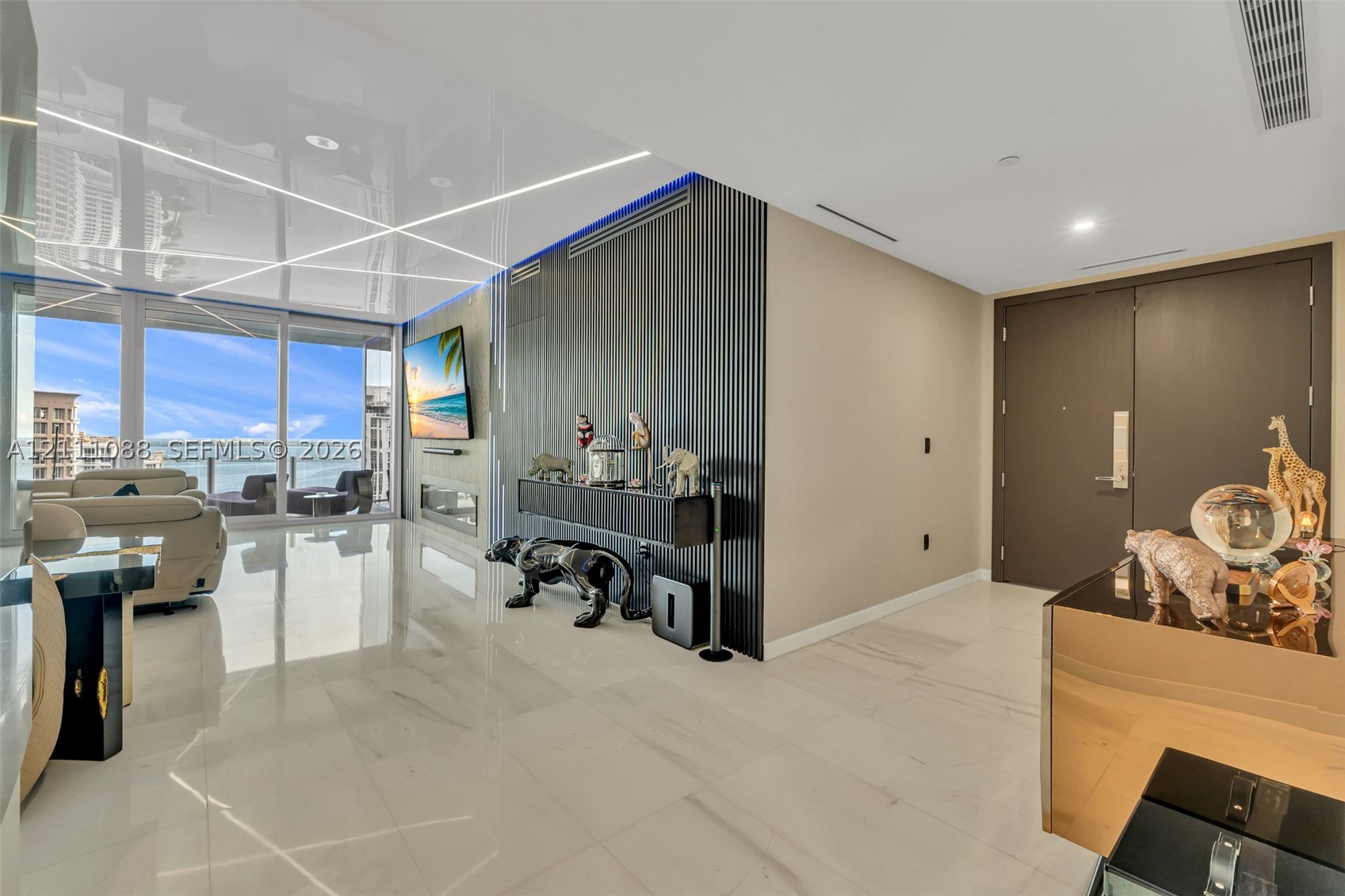 300 Biscayne Boulevard Way #3103C, Miami FL 33131