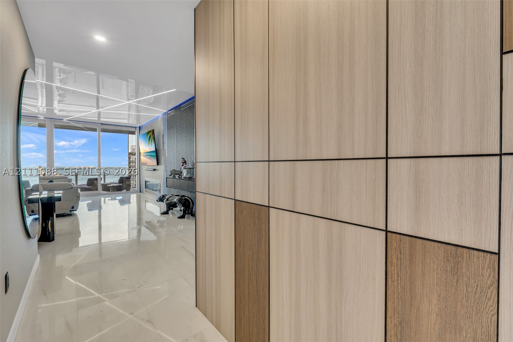 300 Biscayne Boulevard Way #3103C, Miami FL 33131