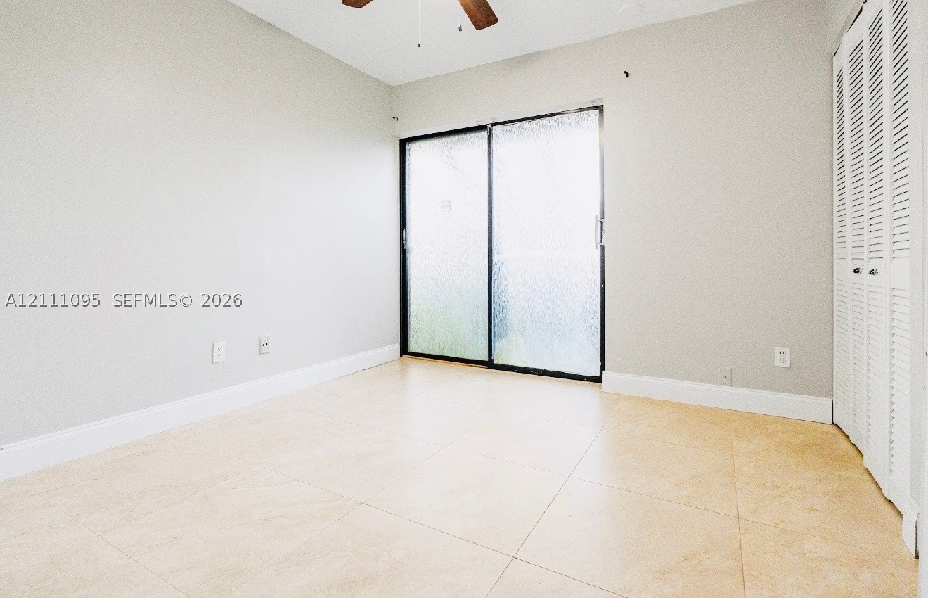 120 SW 96th Ter #104, Plantation FL 33324