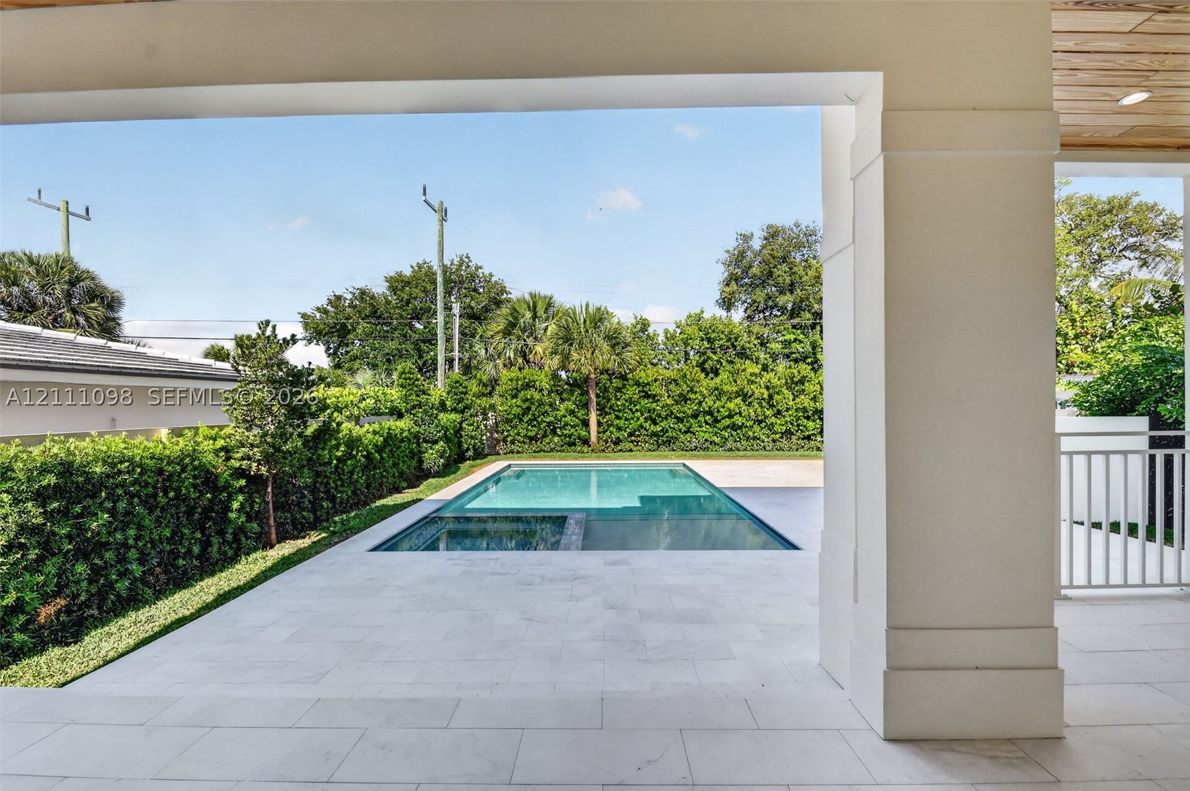 1017 S Palmway, Lake Worth FL 33460