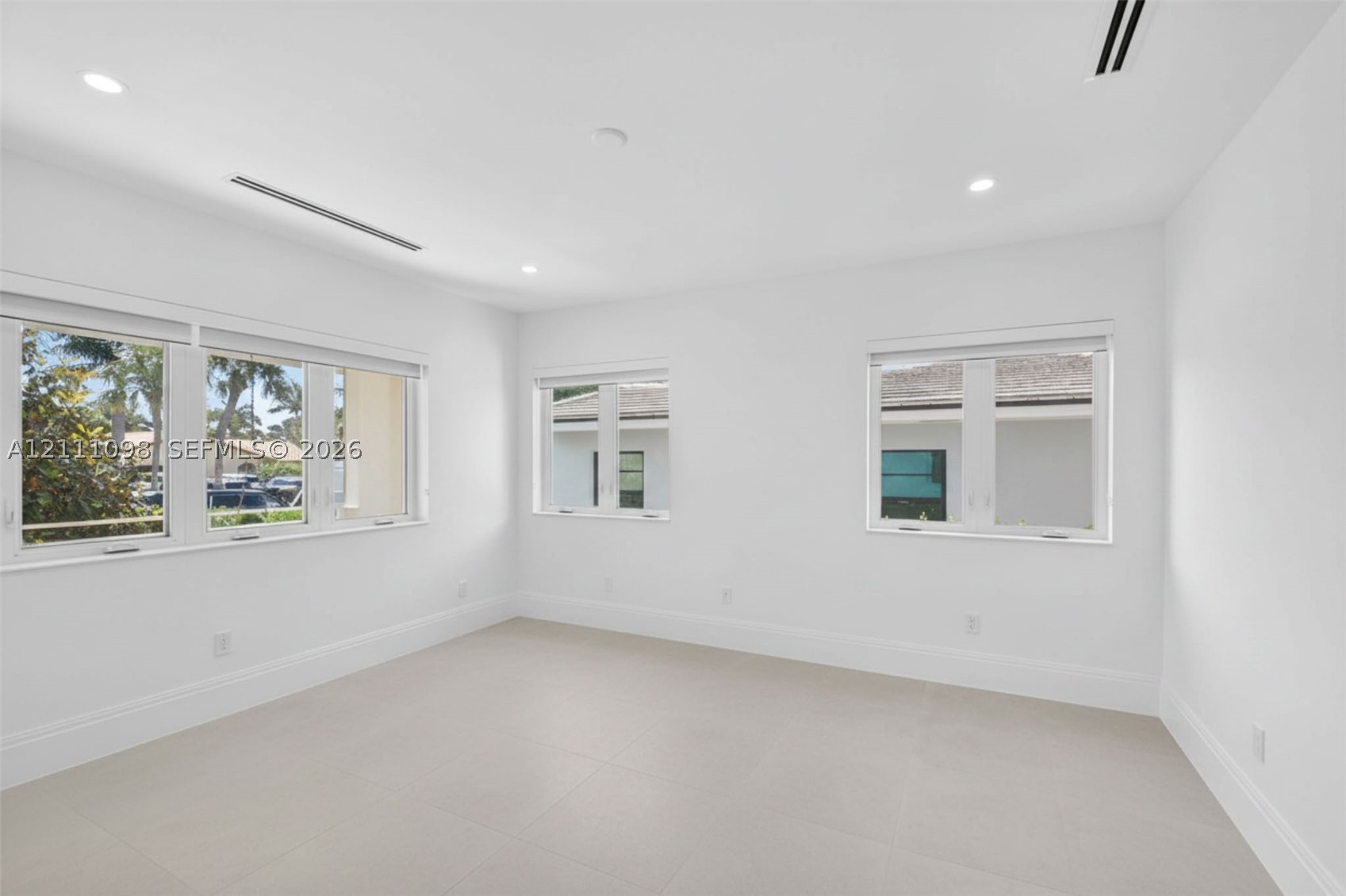 1017 S Palmway, Lake Worth FL 33460