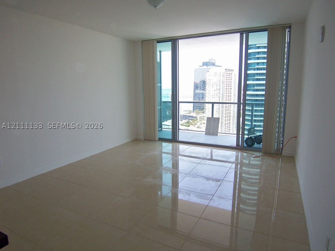 79 SW 12th St #3305-S, Miami FL 33130