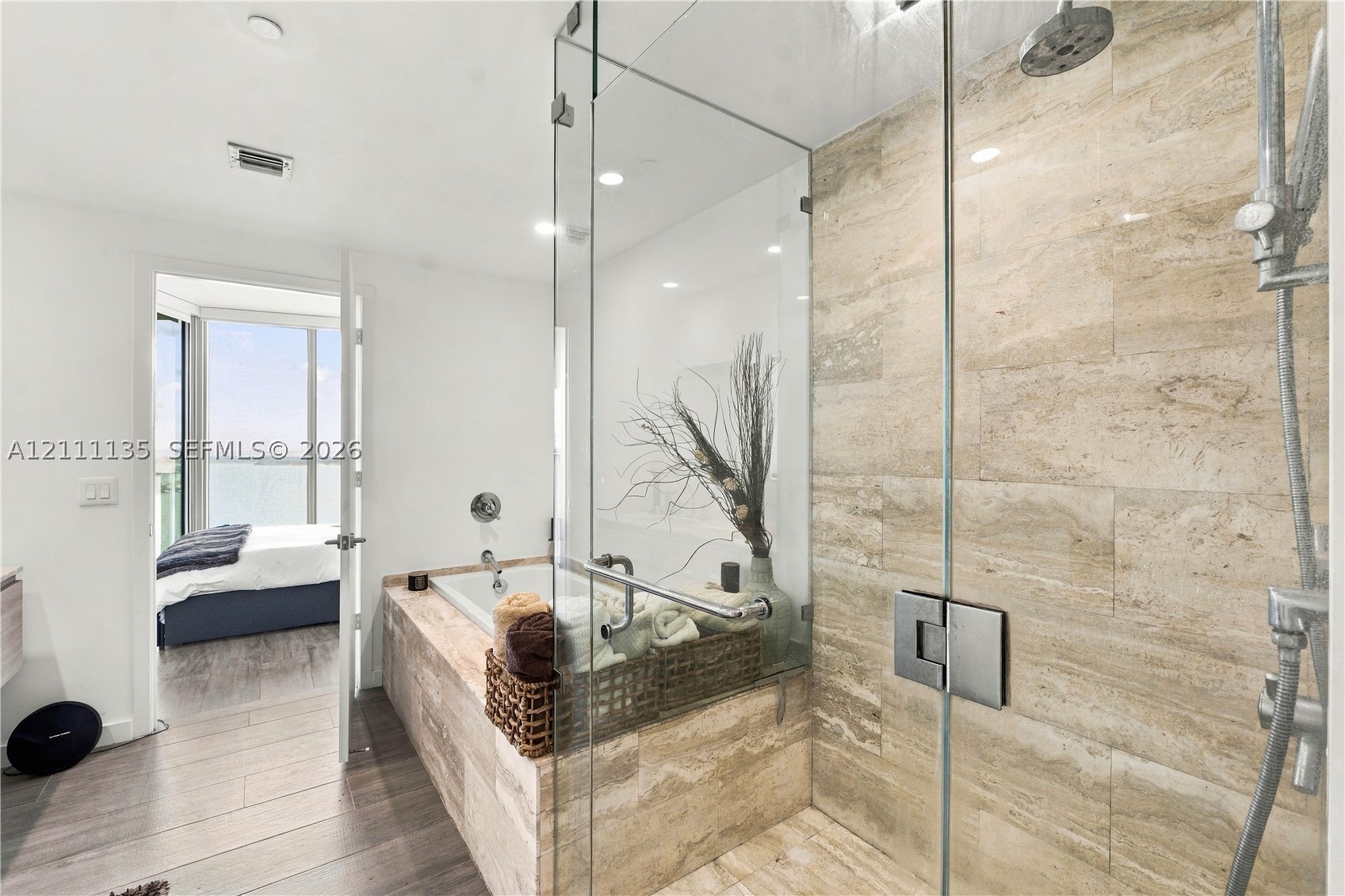 2900 NE 7th Ave #4006, Miami FL 33137