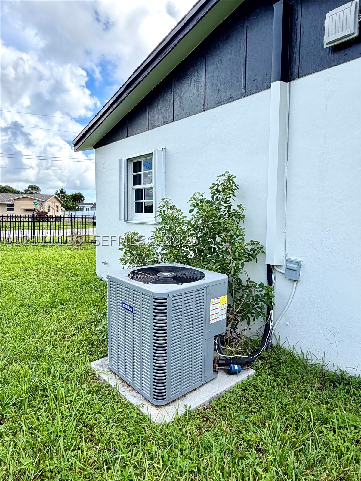 2870 NW 205th St, Miami Gardens FL 33056