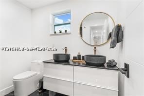 919 NW 49th St, Miami FL 33127