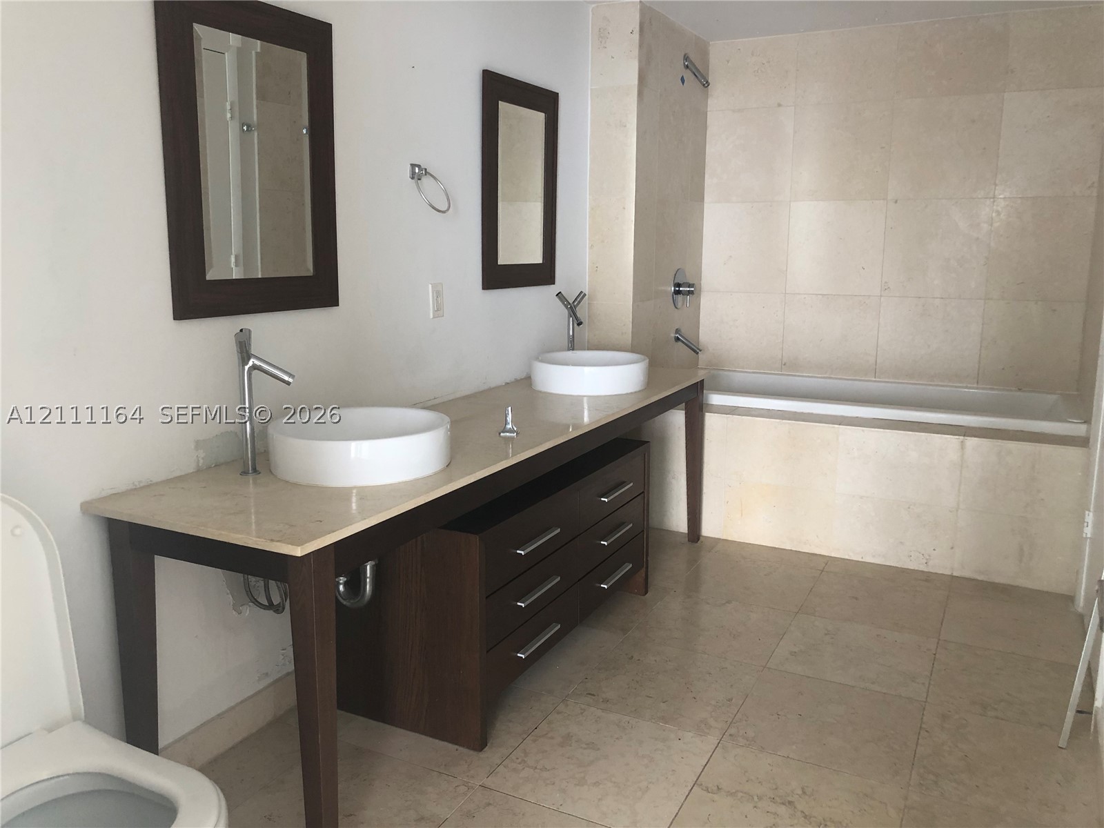 495 Brickell Ave #3507, Miami FL 33131