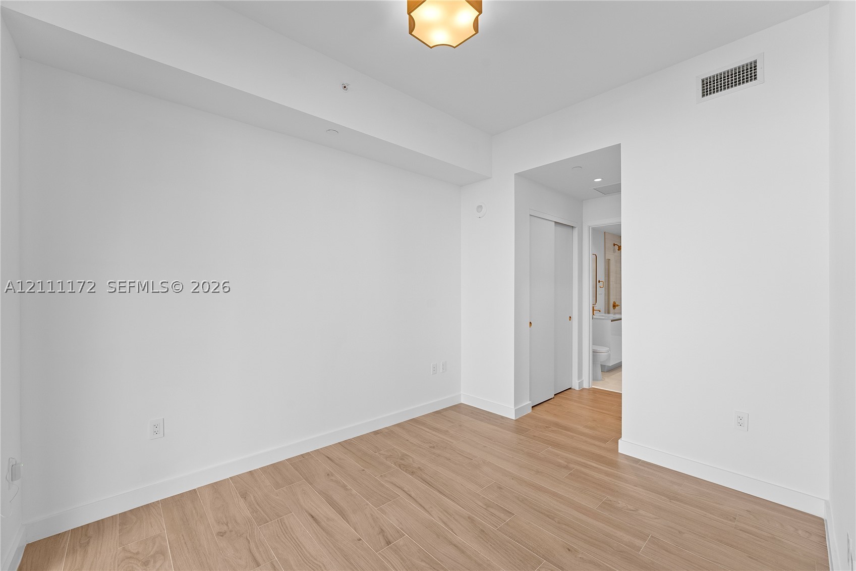 2678 Tigertail Ave #1203, Miami FL 33133