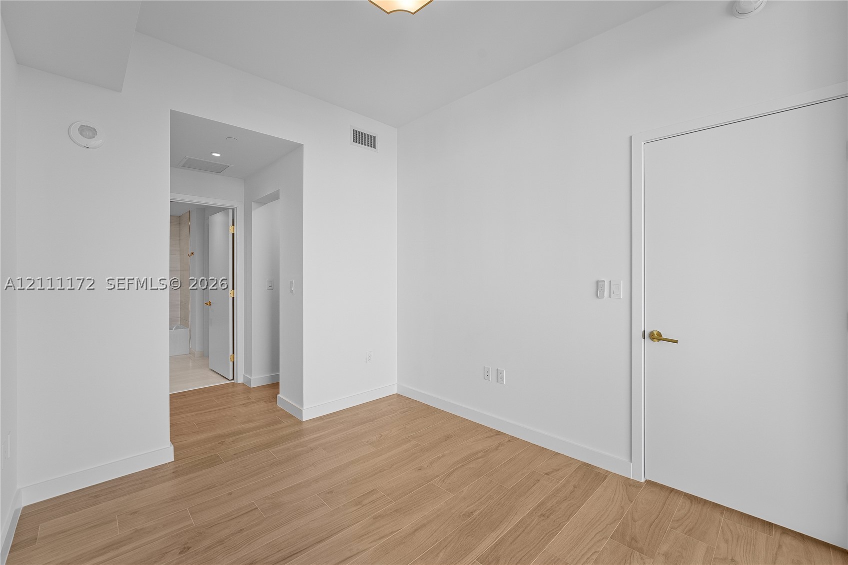 2678 Tigertail Ave #1203, Miami FL 33133