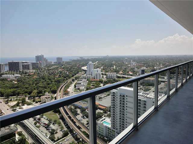 79 SW 12 ST #3502-S, Miami FL 33130
