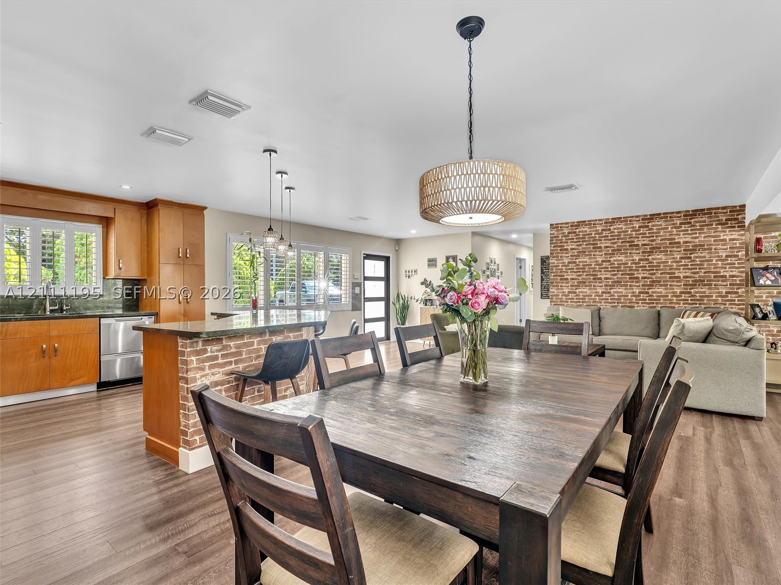 9720 SW 73rd Ct, Pinecrest FL 33156