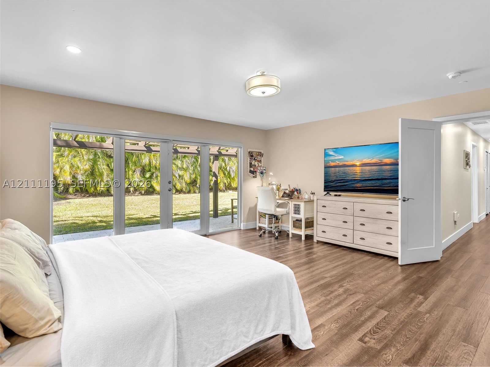 9720 SW 73rd Ct, Pinecrest FL 33156