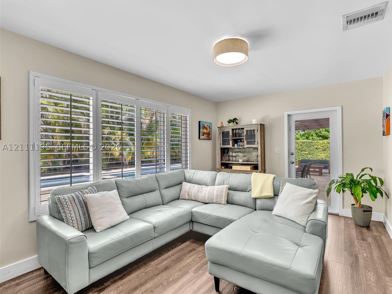 9720 SW 73rd Ct, Pinecrest FL 33156