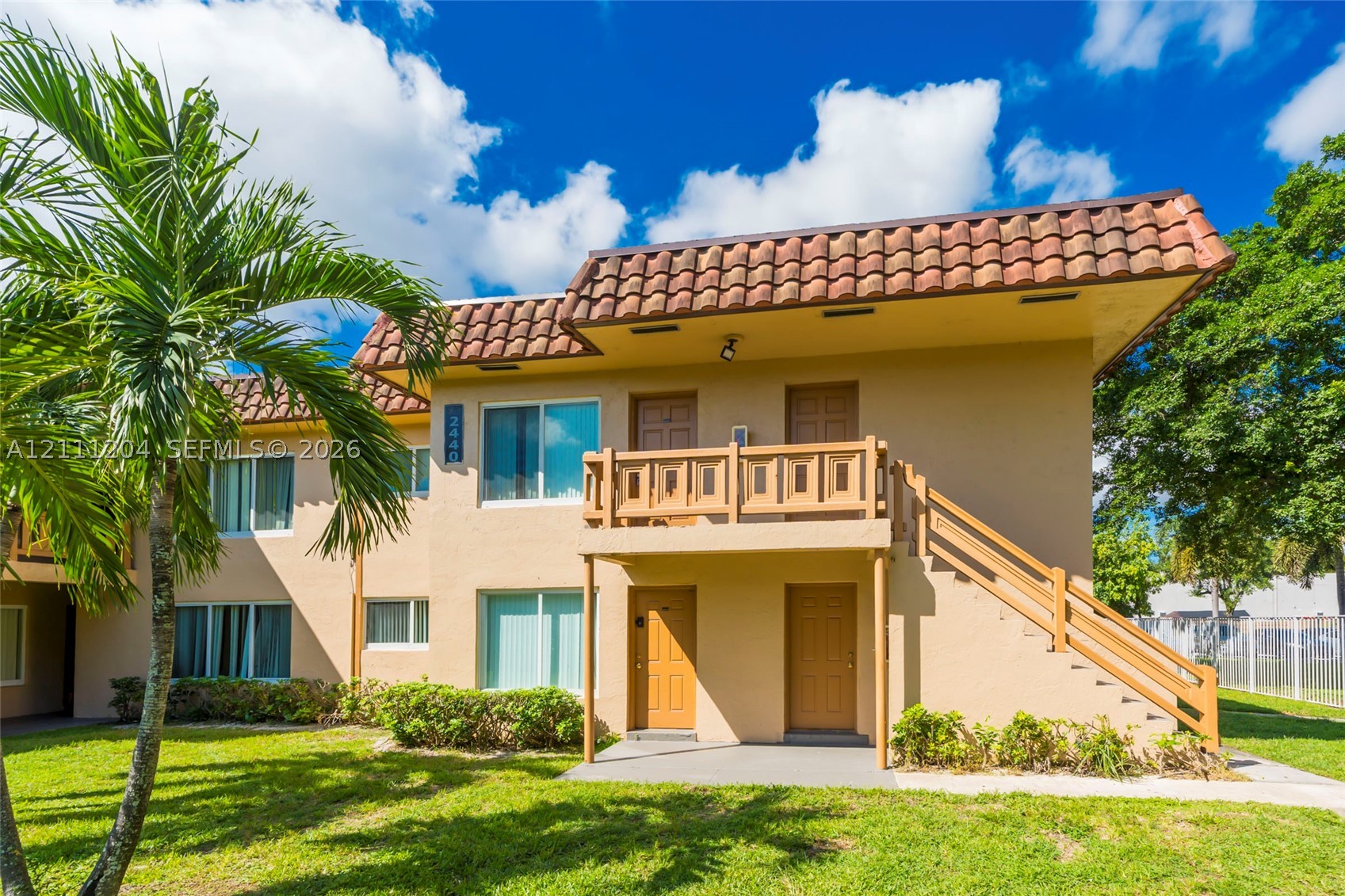 2440 NW 39th Way #202, Lauderdale Lakes FL 33311