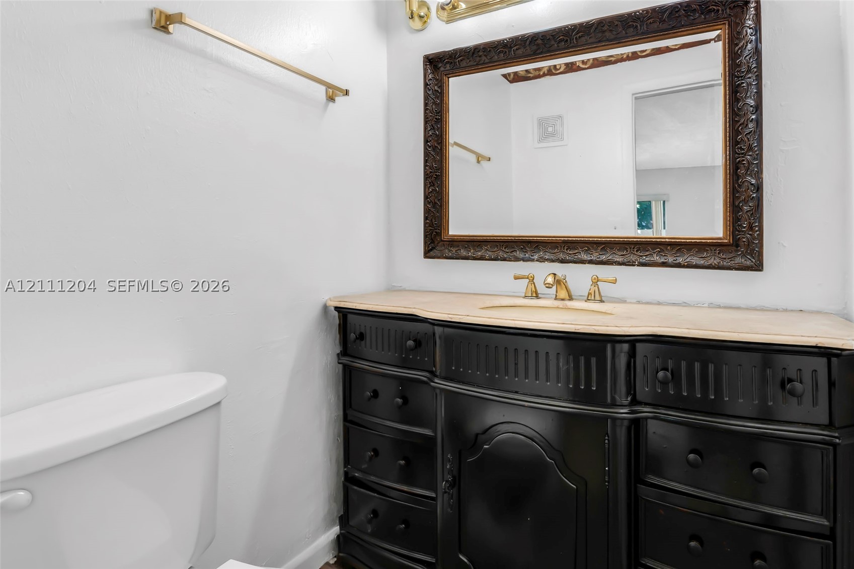 2440 NW 39th Way #202, Lauderdale Lakes FL 33311