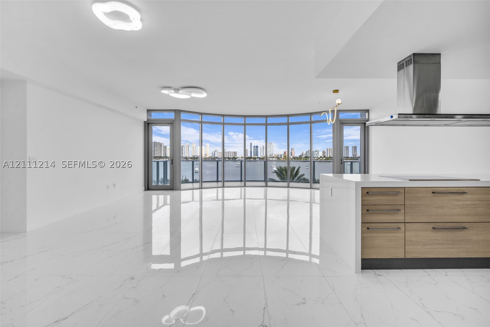 17111 Biscayne Blvd #411, North Miami Beach FL 33160