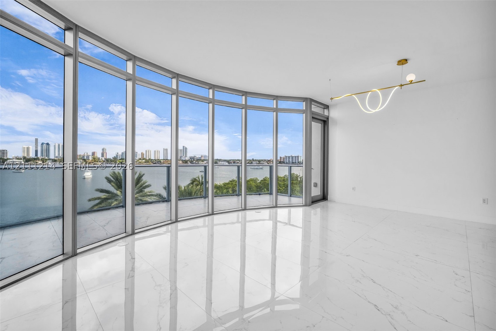 17111 Biscayne Blvd #411, North Miami Beach FL 33160