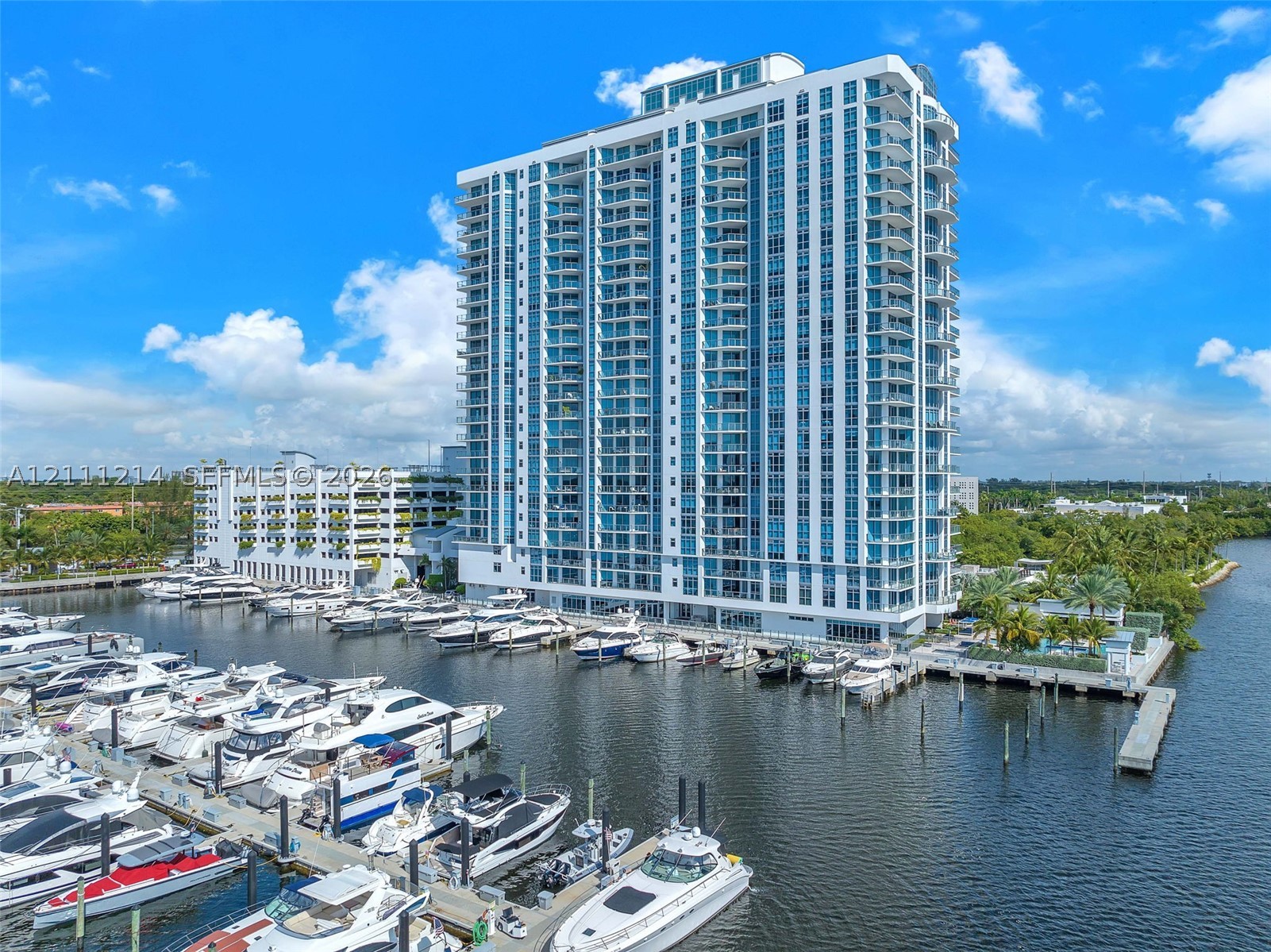 17111 Biscayne Blvd #411, North Miami Beach FL 33160