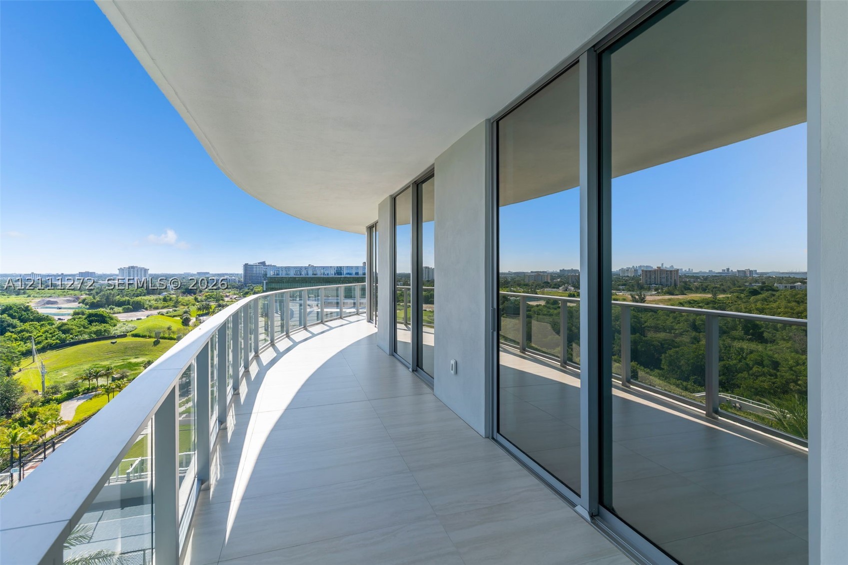 2411 Laguna Circle #905, North Miami Beach FL 33181