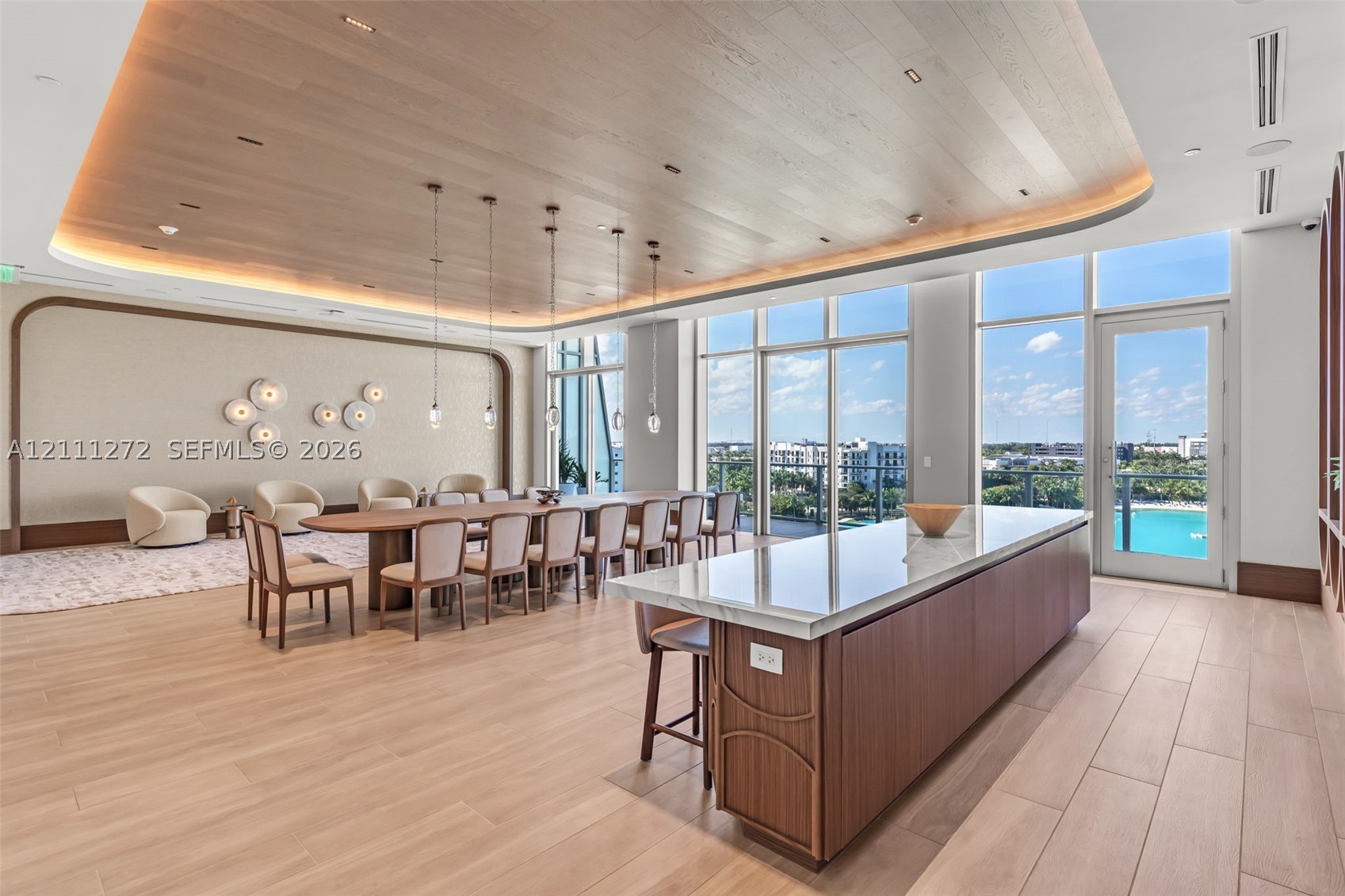 2411 Laguna Circle #905, North Miami Beach FL 33181