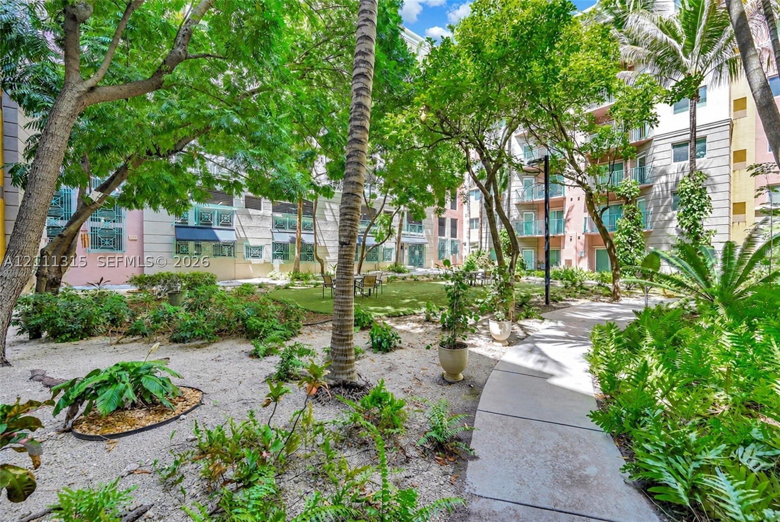 6001 SW 70th St #640, South Miami FL 33143