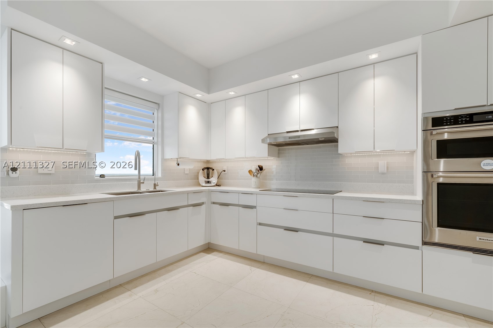 789 Crandon Blvd #1003, Key Biscayne FL 33149