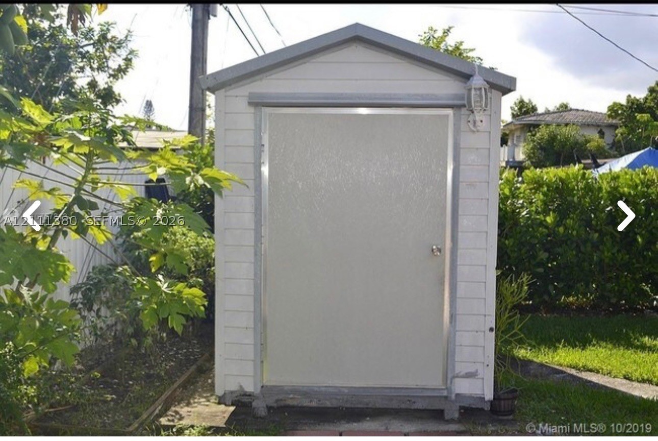 2400 SW 62nd Ave, Miami FL 33155