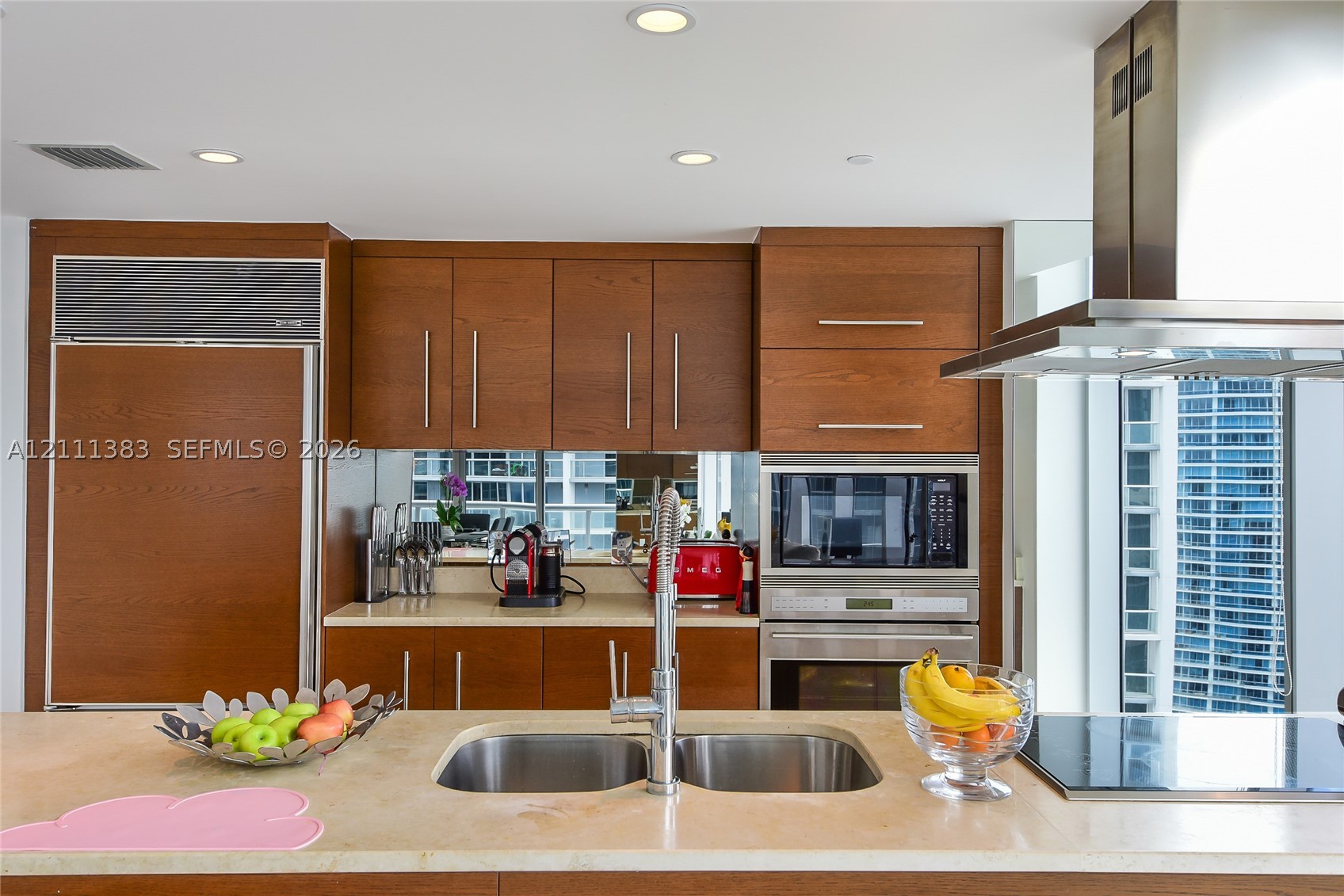 495 Brickell Ave #4810, Miami FL 33131