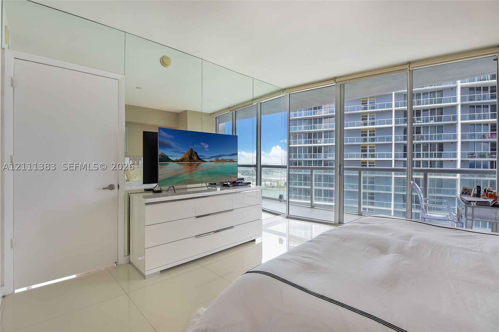 495 Brickell Ave #4810, Miami FL 33131