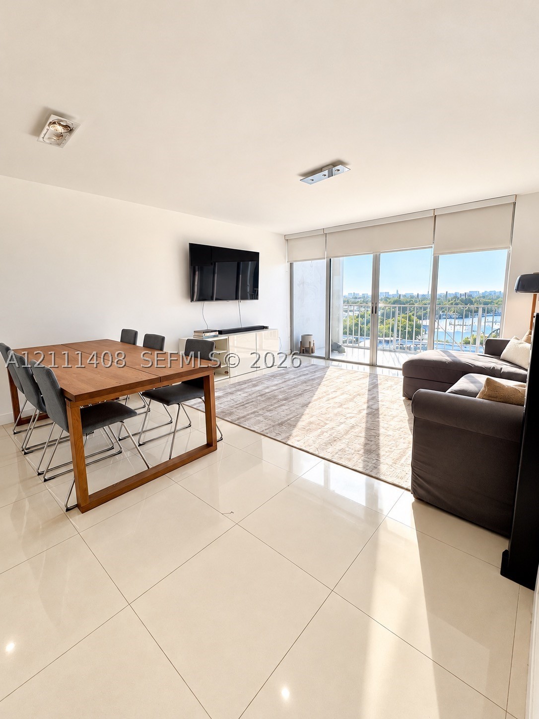 1700 NW N River Dr #1004, Miami FL 33125