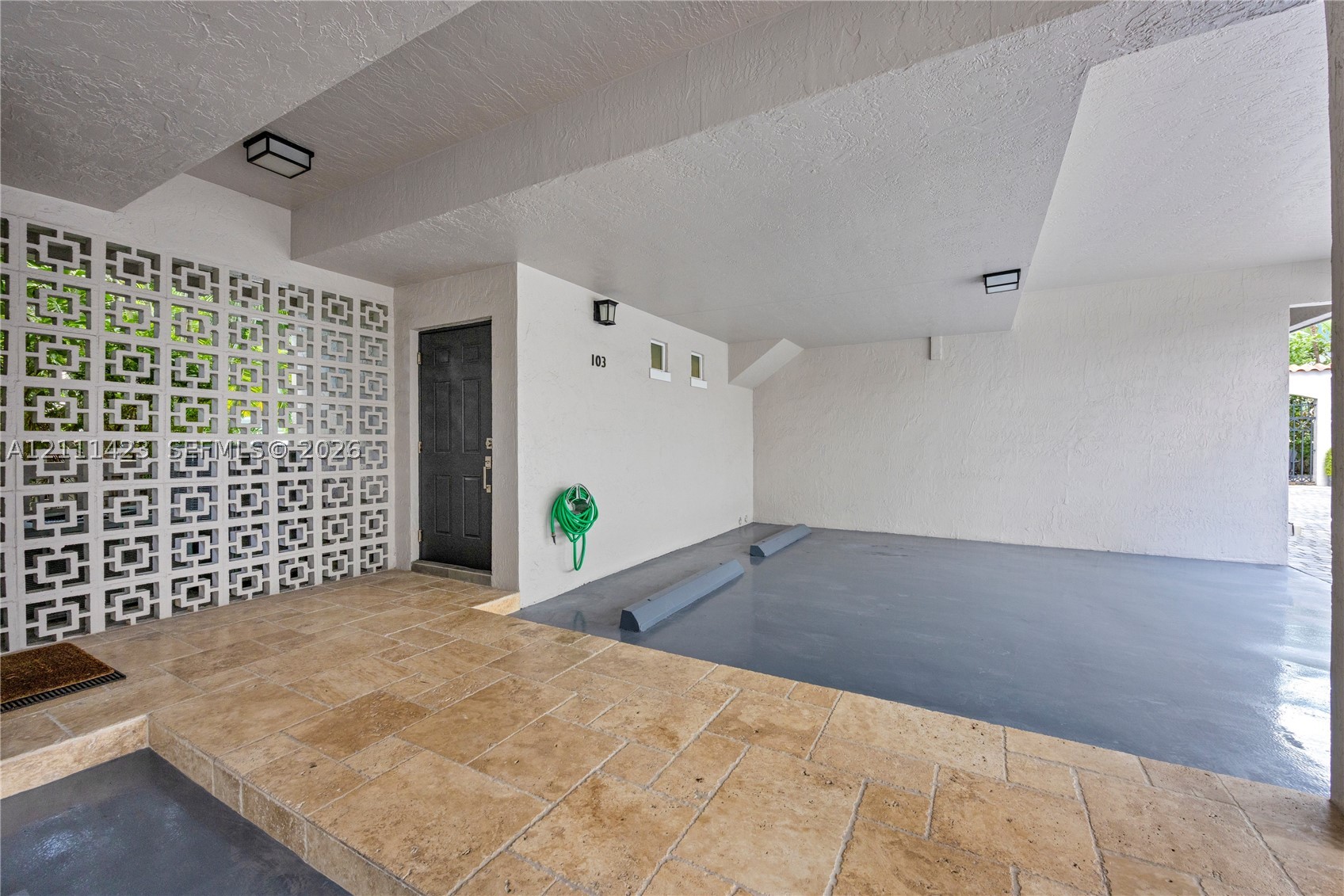 261 Navarre Ave #A-3, Coral Gables FL 33134