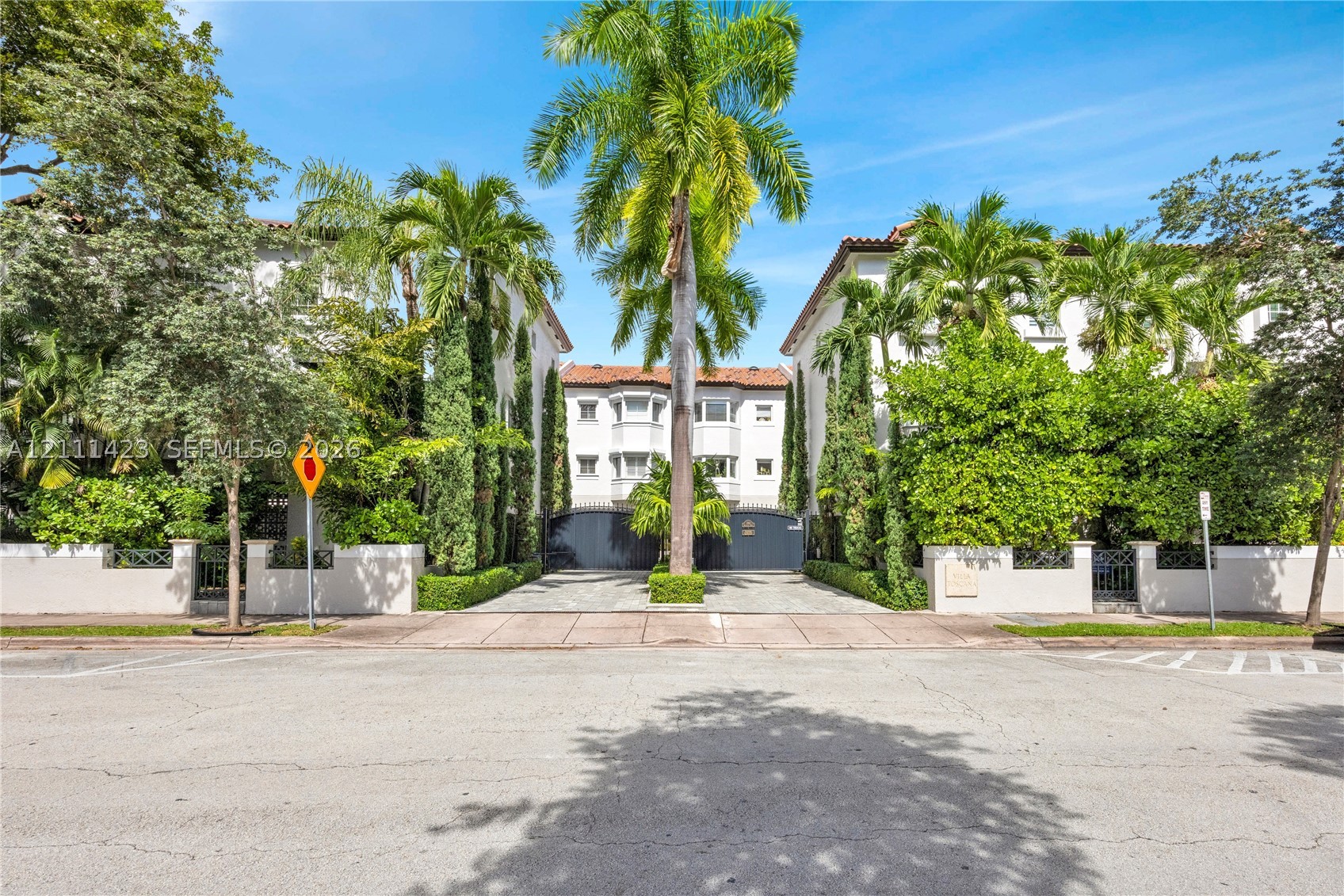 261 Navarre Ave #A-3, Coral Gables FL 33134