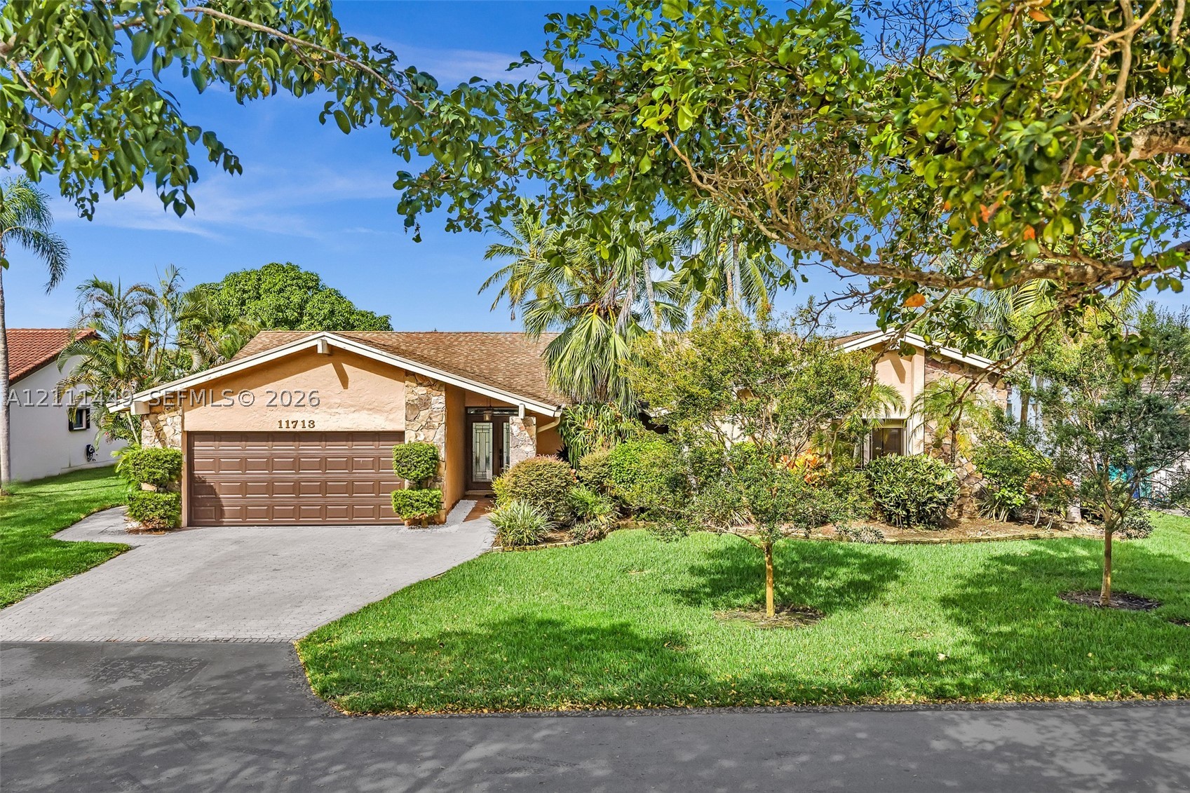 11713 Spinnaker Way, Cooper City FL 33026