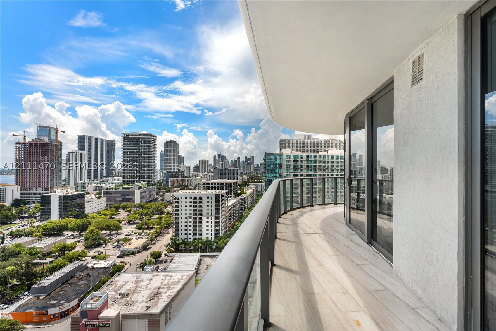 121 NE 34th St #2204, Miami FL 33137