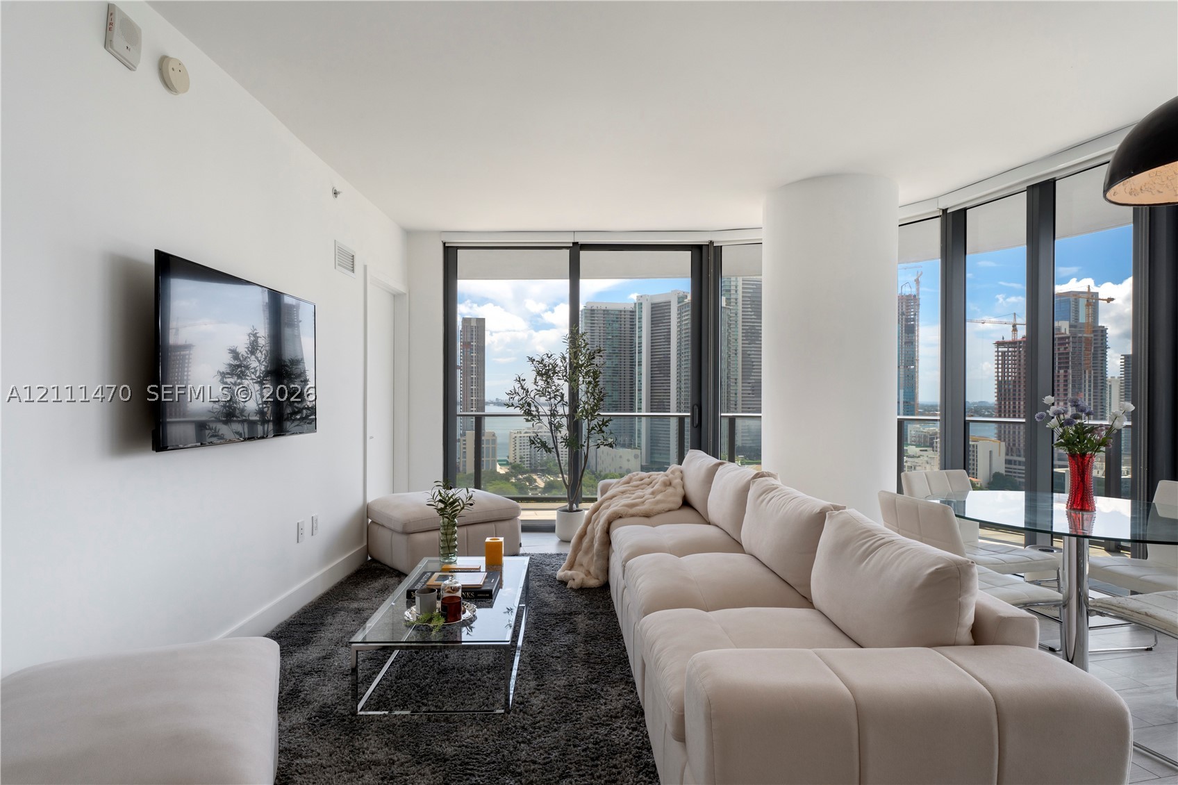 121 NE 34th St #2204, Miami FL 33137