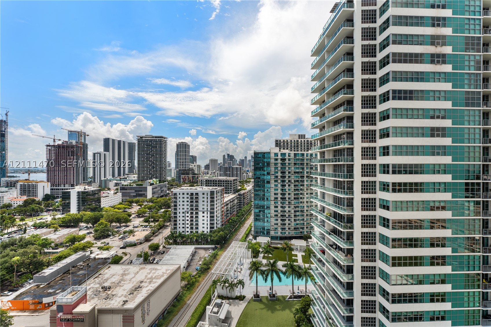 121 NE 34th St #2204, Miami FL 33137