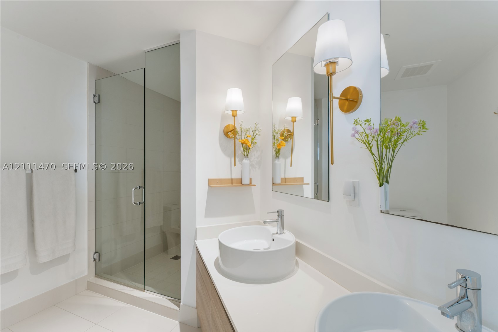 121 NE 34th St #2204, Miami FL 33137