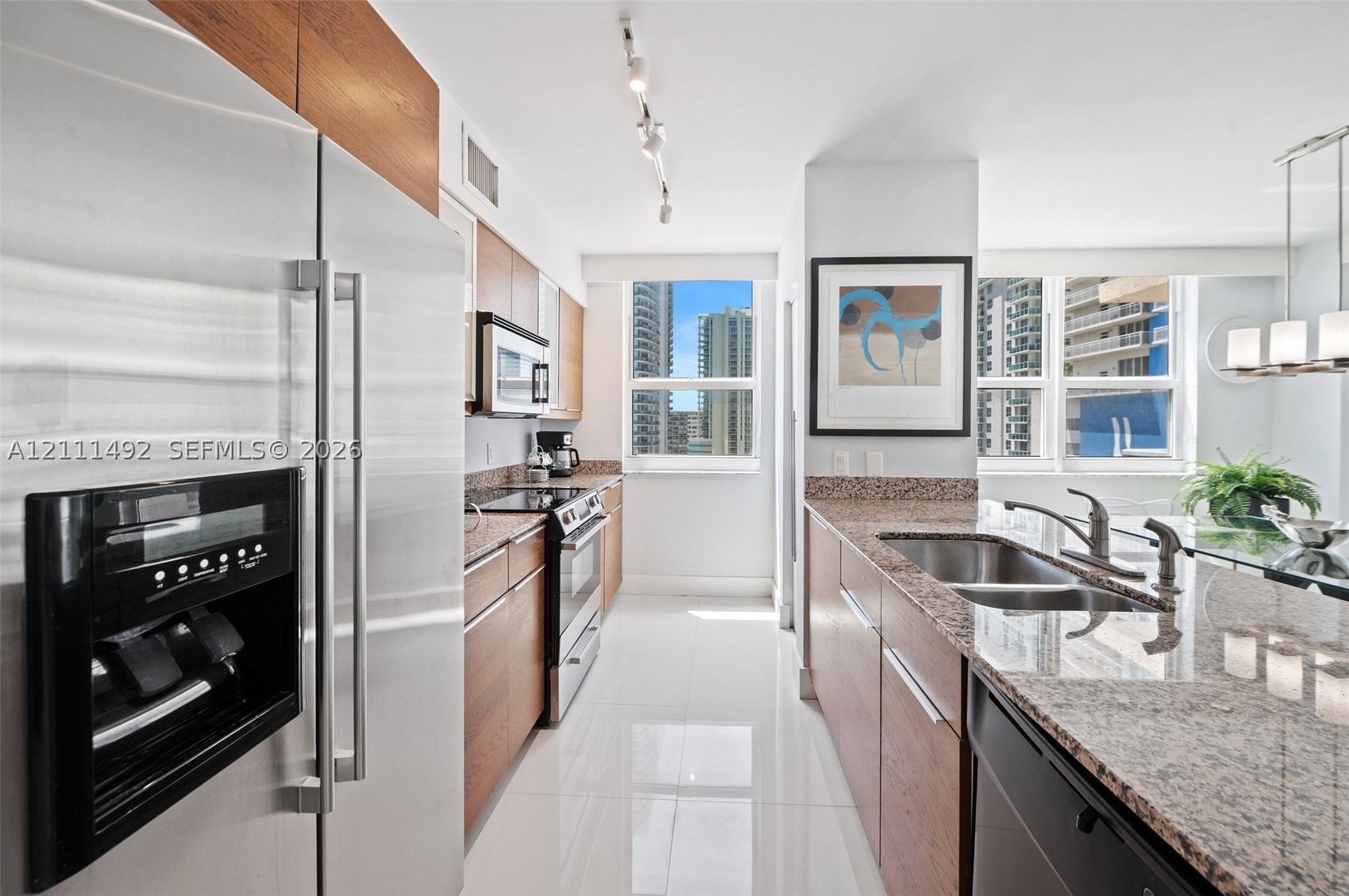 1155 Brickell Bay Dr #1001, Miami FL 33131