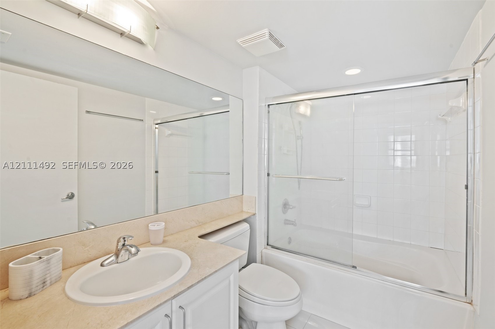 1155 Brickell Bay Dr #1001, Miami FL 33131