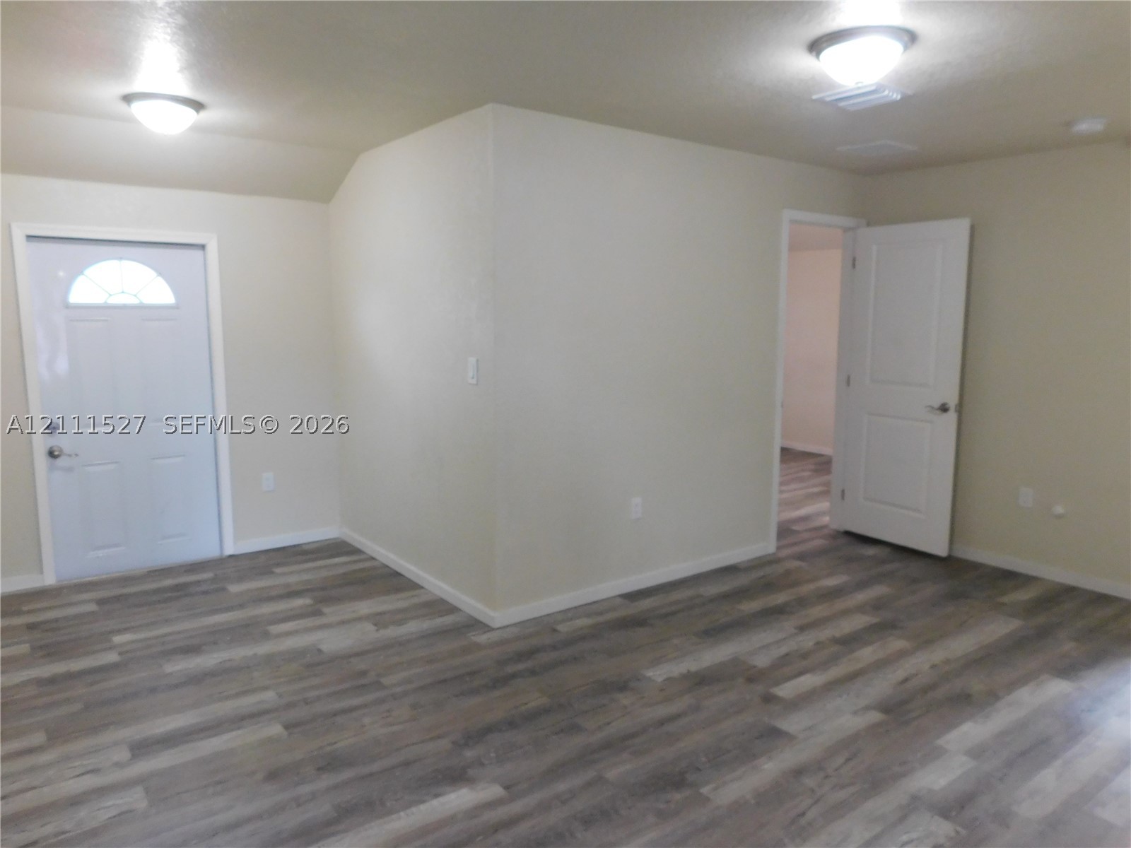 2216 SW 60th Ct #2216, Miami FL 33155