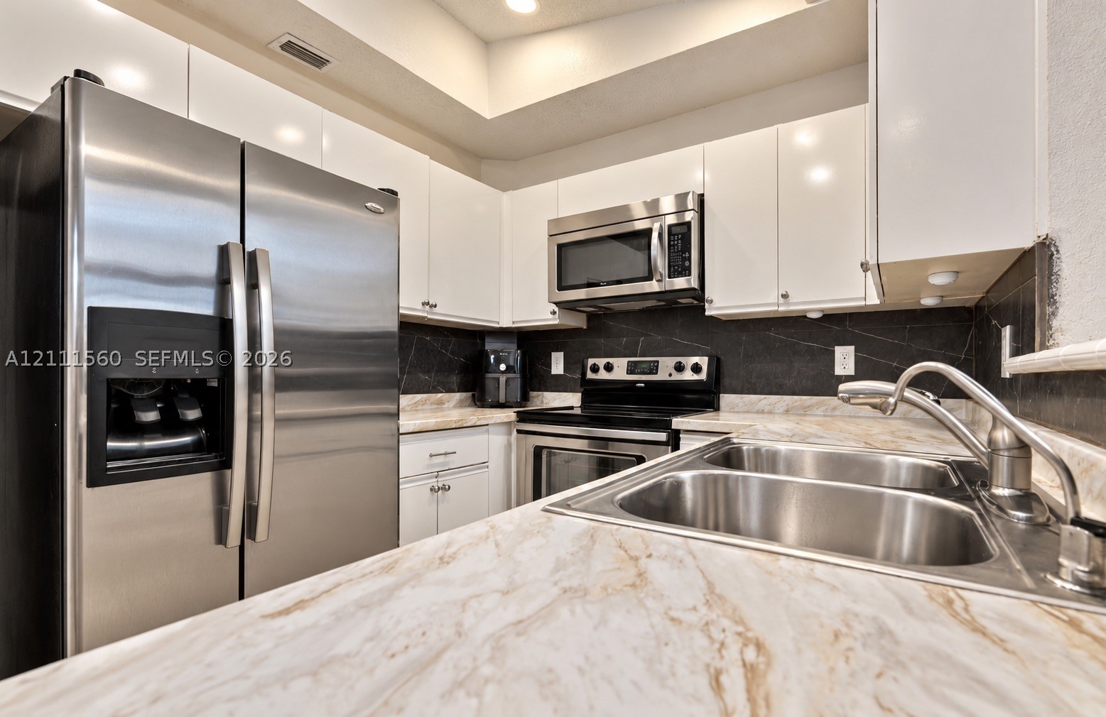 3539 W Inverrary Blvd W #1, Lauderhill FL 33319