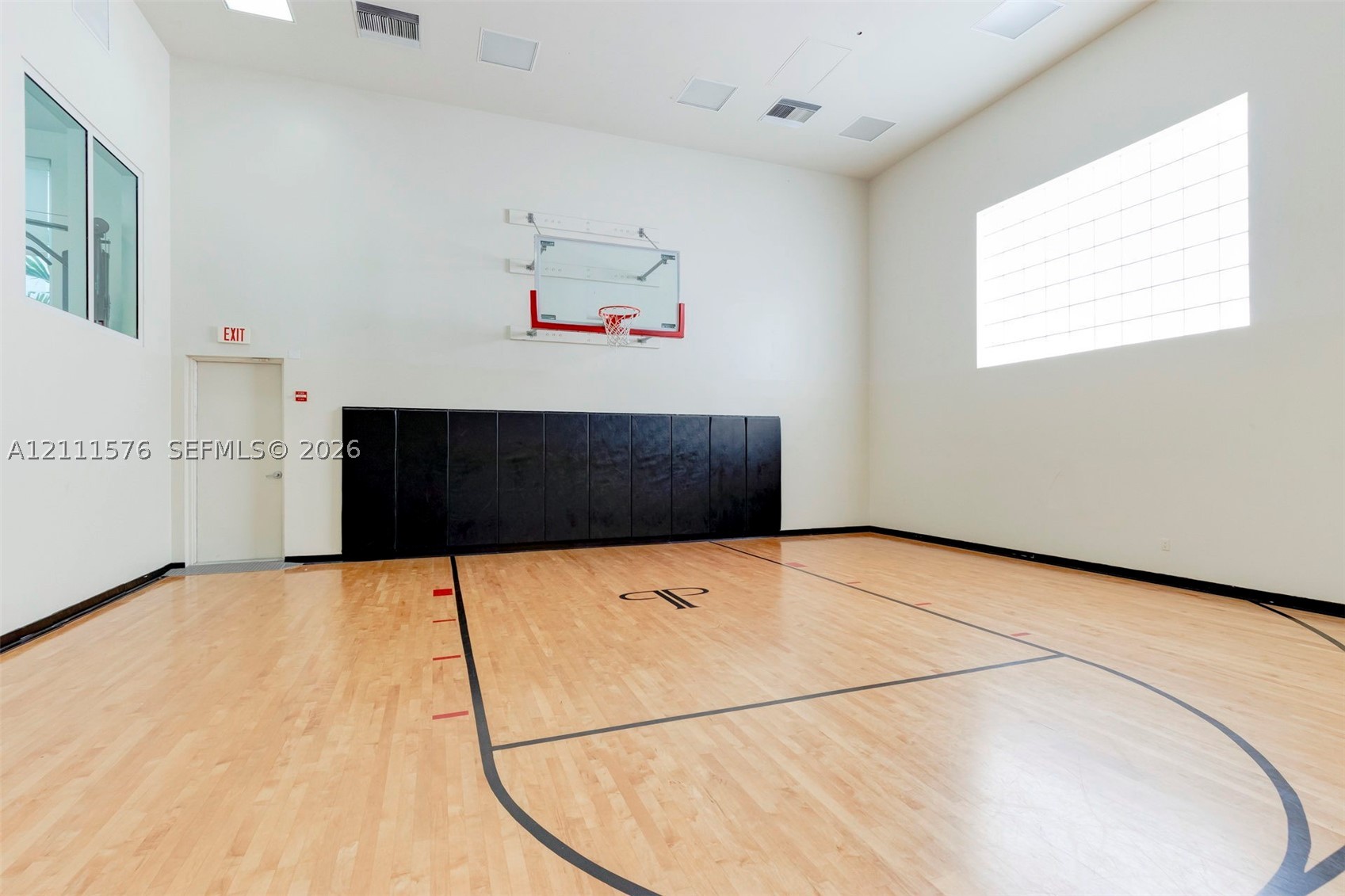 99 SE Mizner Blvd #821, Boca Raton FL 33432