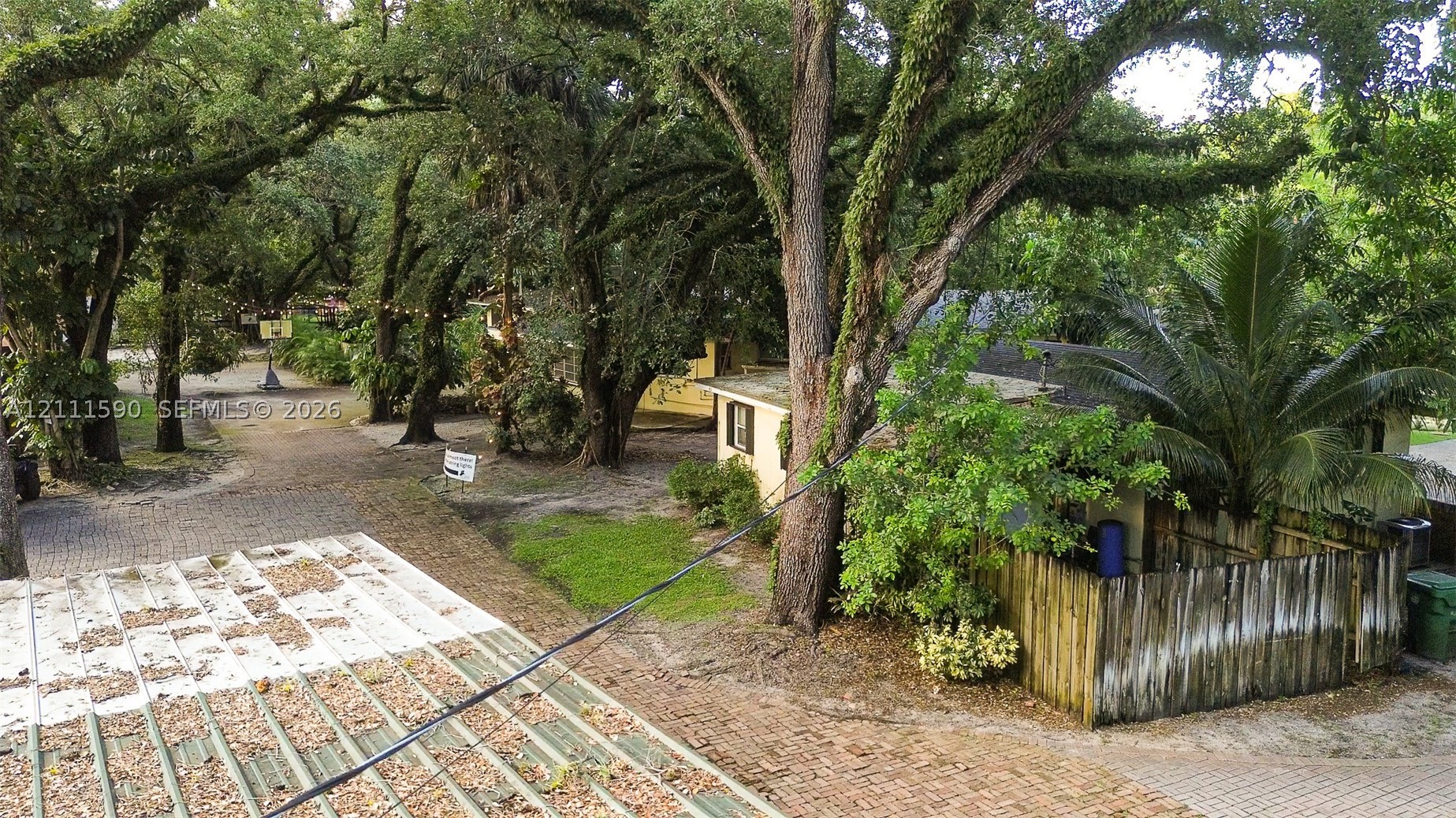 5501 Woodland Ln, Dania Beach FL 33312