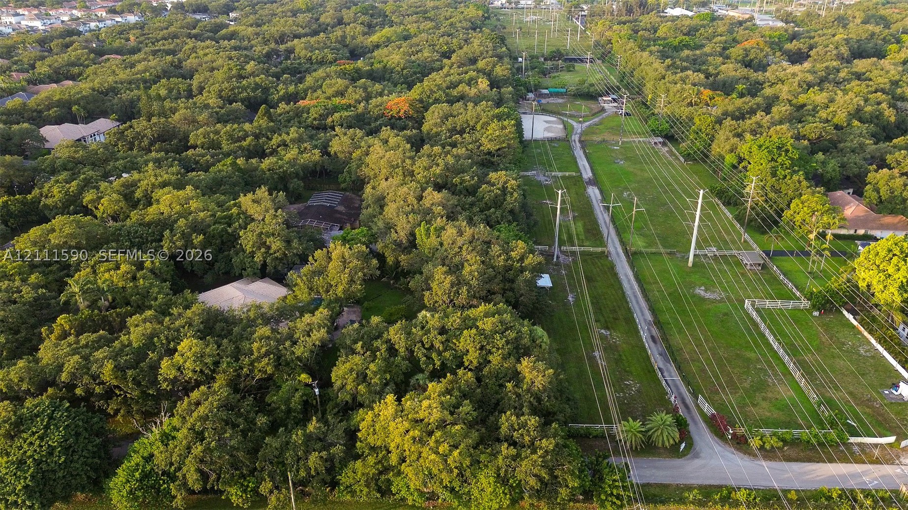 5501 Woodland Ln, Dania Beach FL 33312