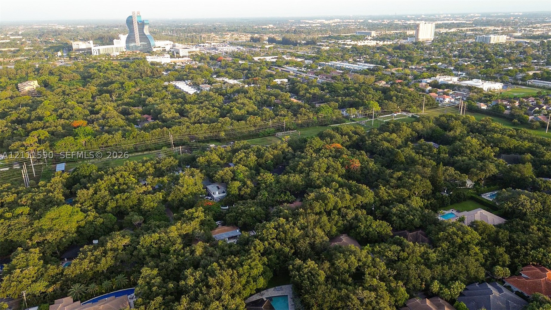 5501 Woodland Ln, Dania Beach FL 33312