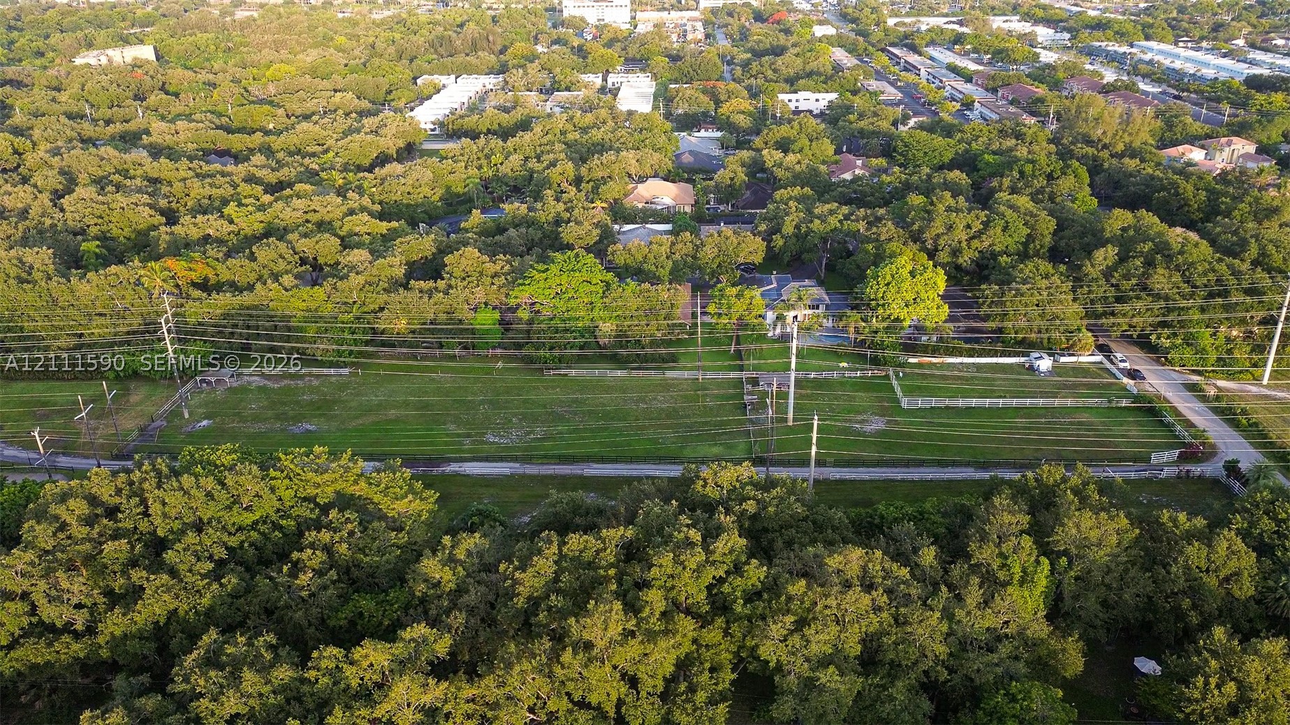 5501 Woodland Ln, Dania Beach FL 33312