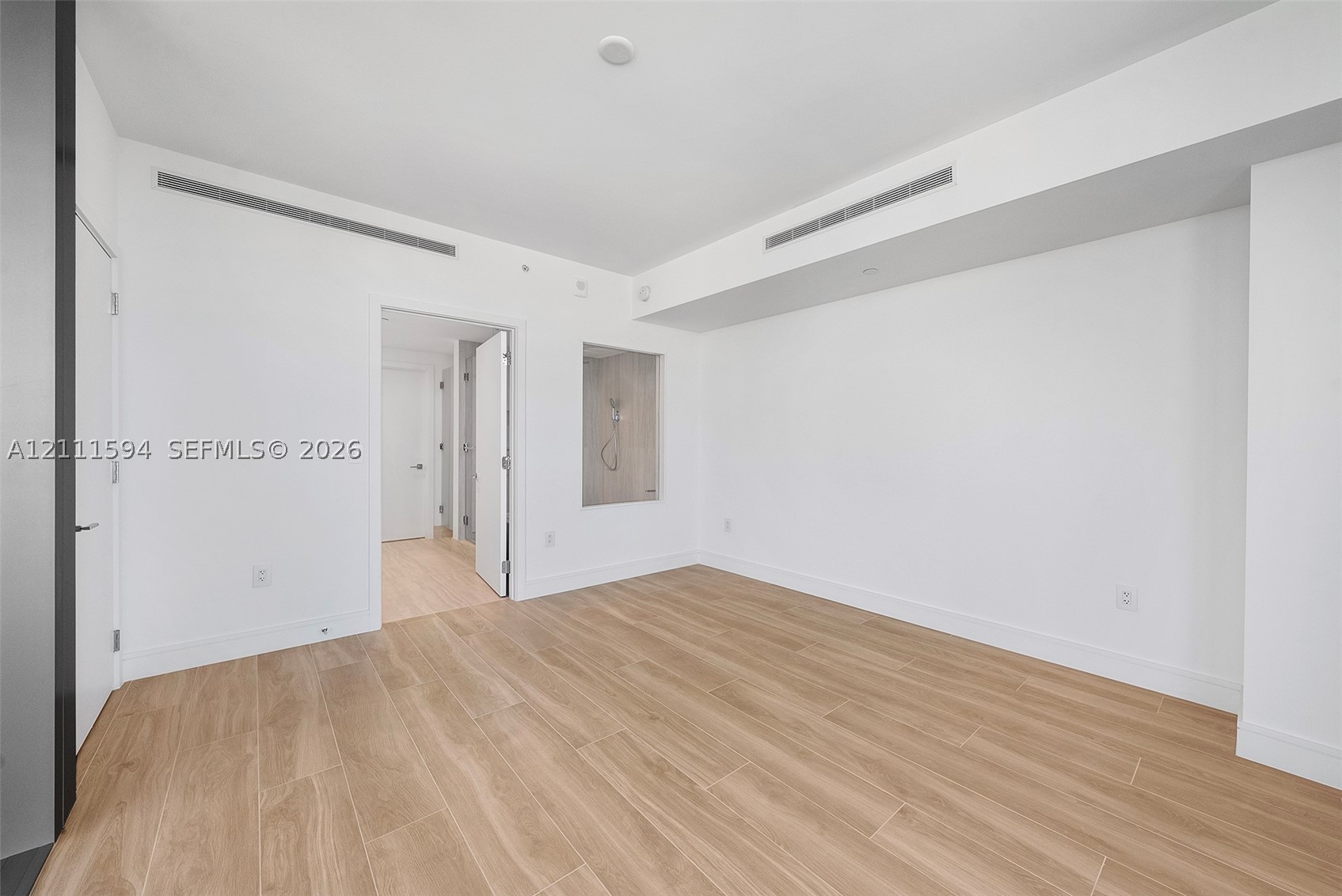 2411 Laguna Cir #2506, North Miami FL 33181