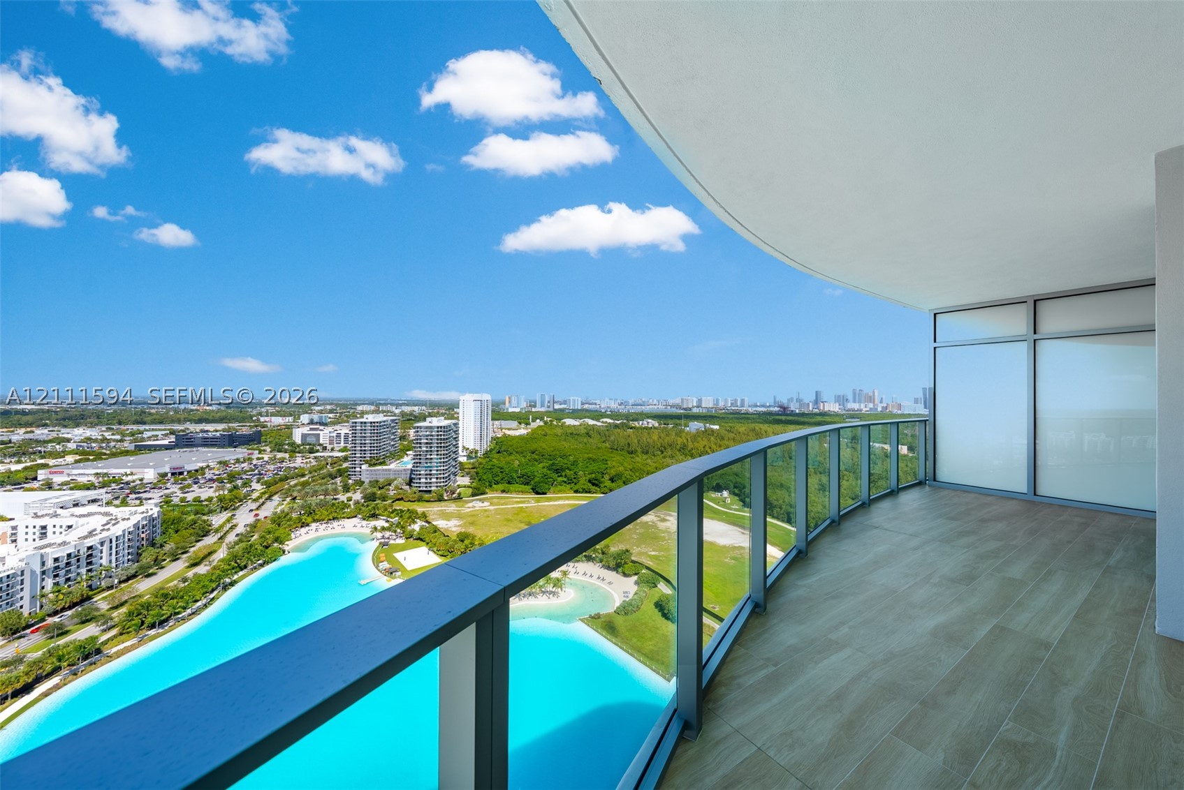 2411 Laguna Cir #2506, North Miami FL 33181