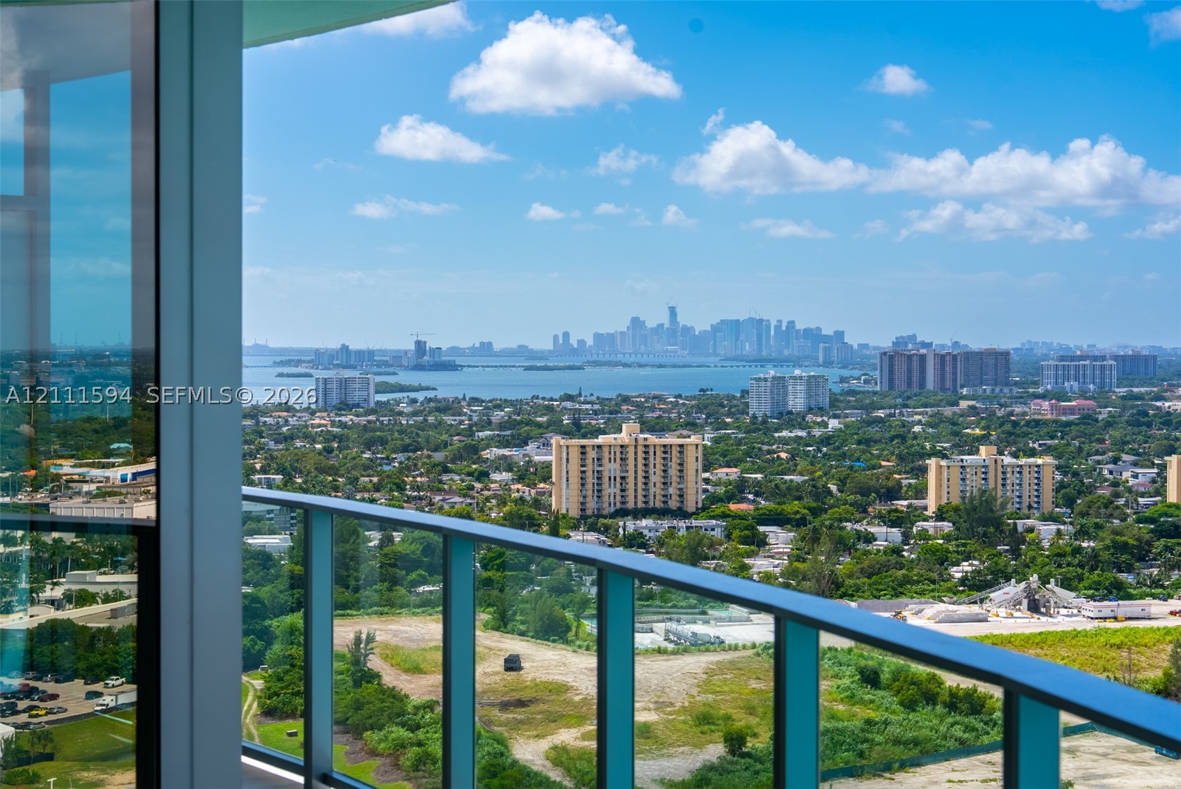 2411 Laguna Cir #2506, North Miami FL 33181