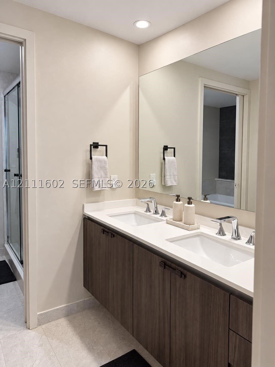 488 NE 18th St #2009, Miami FL 33132