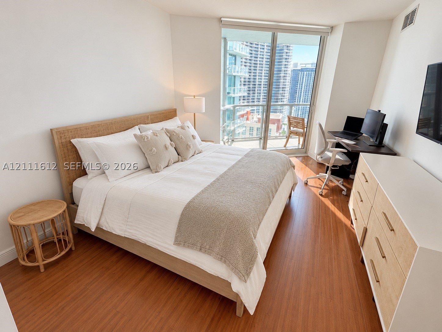 1900 N Bayshore Dr #2108, Miami FL 33132